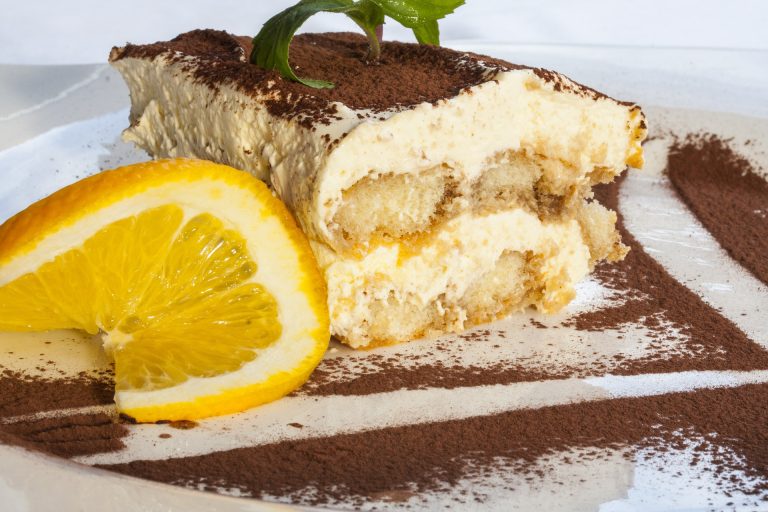 Tiramisu cu portocale. Sursa foto : pixabay / Engin_Akyurt